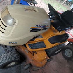 Cub Cadet 1000 Series 