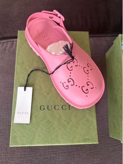 Gucci rubber sandals