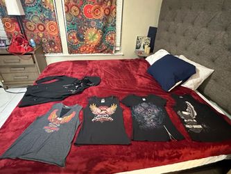 Women’s size Small/ Xsmall  Harley Davidson clothes