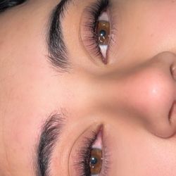 Eyelashes Extensions 