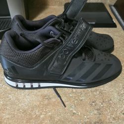 Adidas Powerlift Men's 10.5 