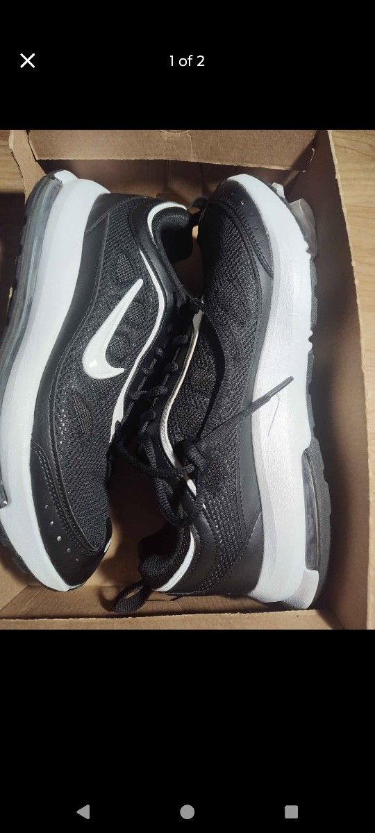 Nike Air Max AP Premium Shoes 