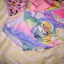 Little Girls 👙 Size 4