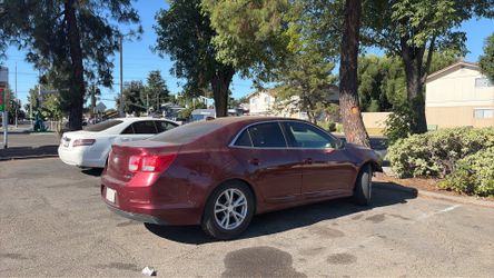 2014 Chevy Malibu 6000 or best offer