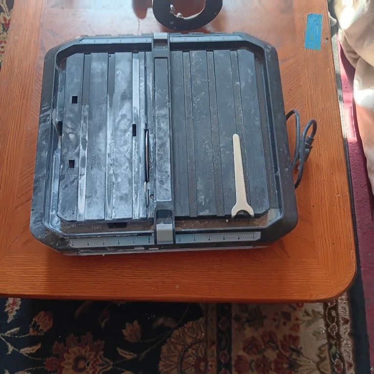 Wet Tile Saw