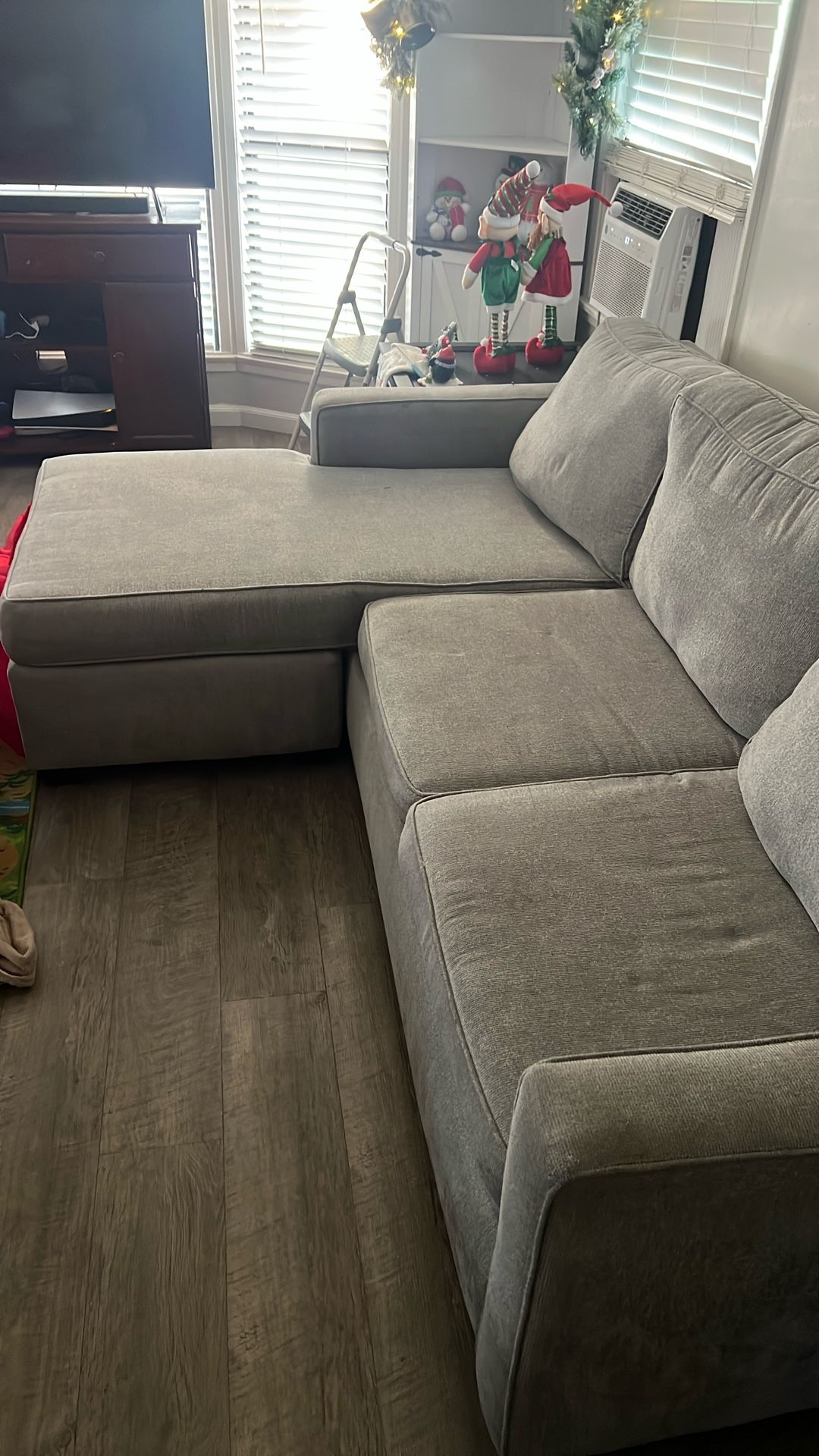 Free Chaise Sectional Sofa