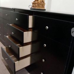8 Drawer Dresser