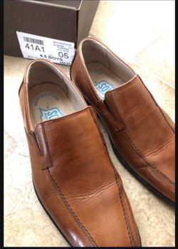 Boys Dress Shoes Size 4.5