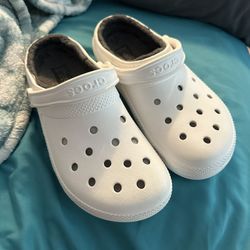 Fleece Lined Crocs M-9 /W-11