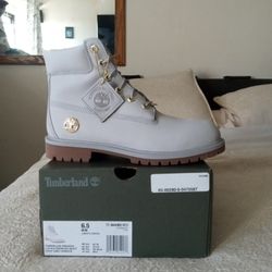 Timberland Premium 6 Inch Waterproof Boot "Light Grey" Size 6.5Y Brand New 