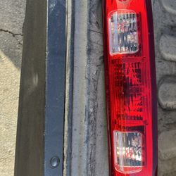 Ram 1500 cargo light