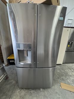 Refrigerator Open Box 