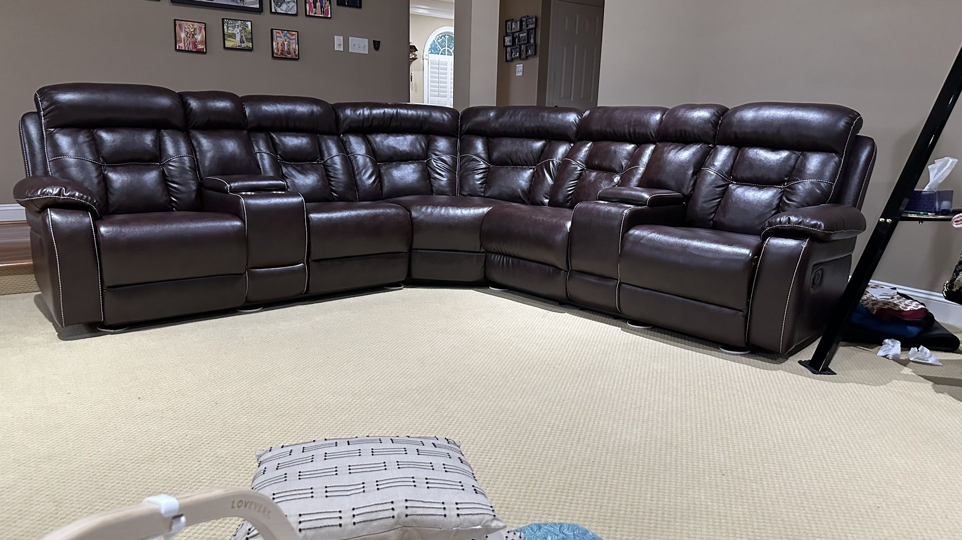 7 peace, Leather Sectional