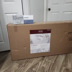 Bathroom Counter And Faucet