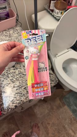 Pez Candy Hello Kitty