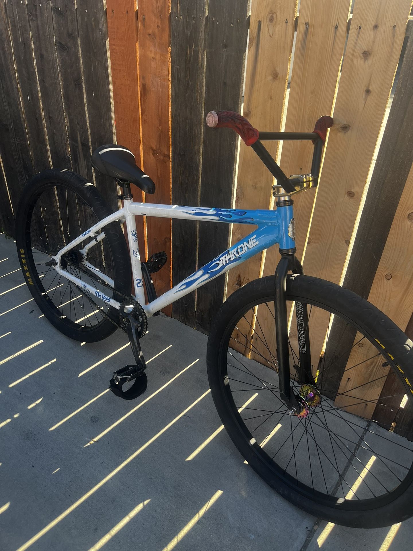 Throne 29er(not Free)