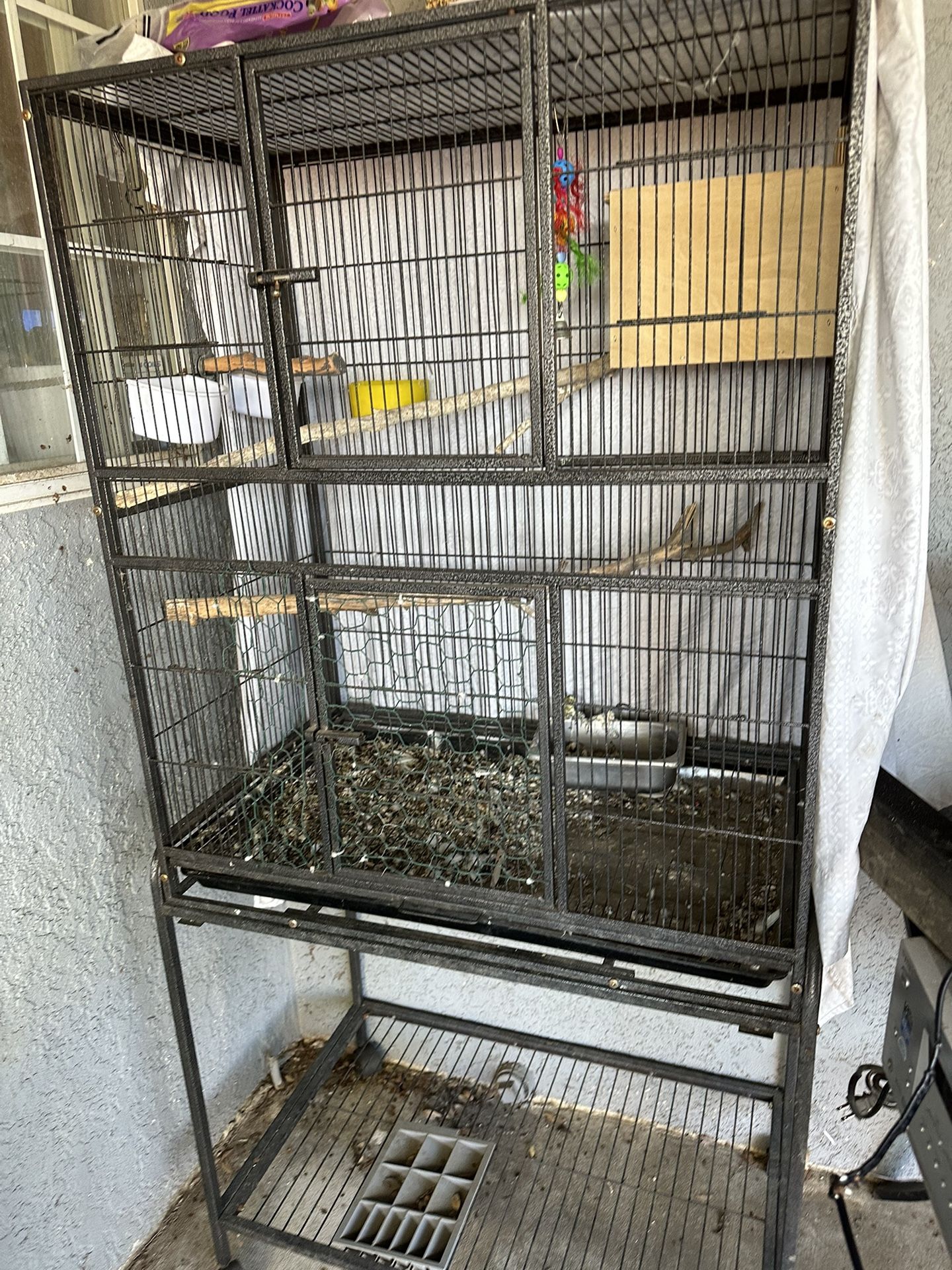 Large bird Cage for Sale in Spring Valley CA OfferUp