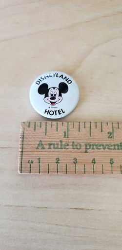 Disneyland Hotel Button