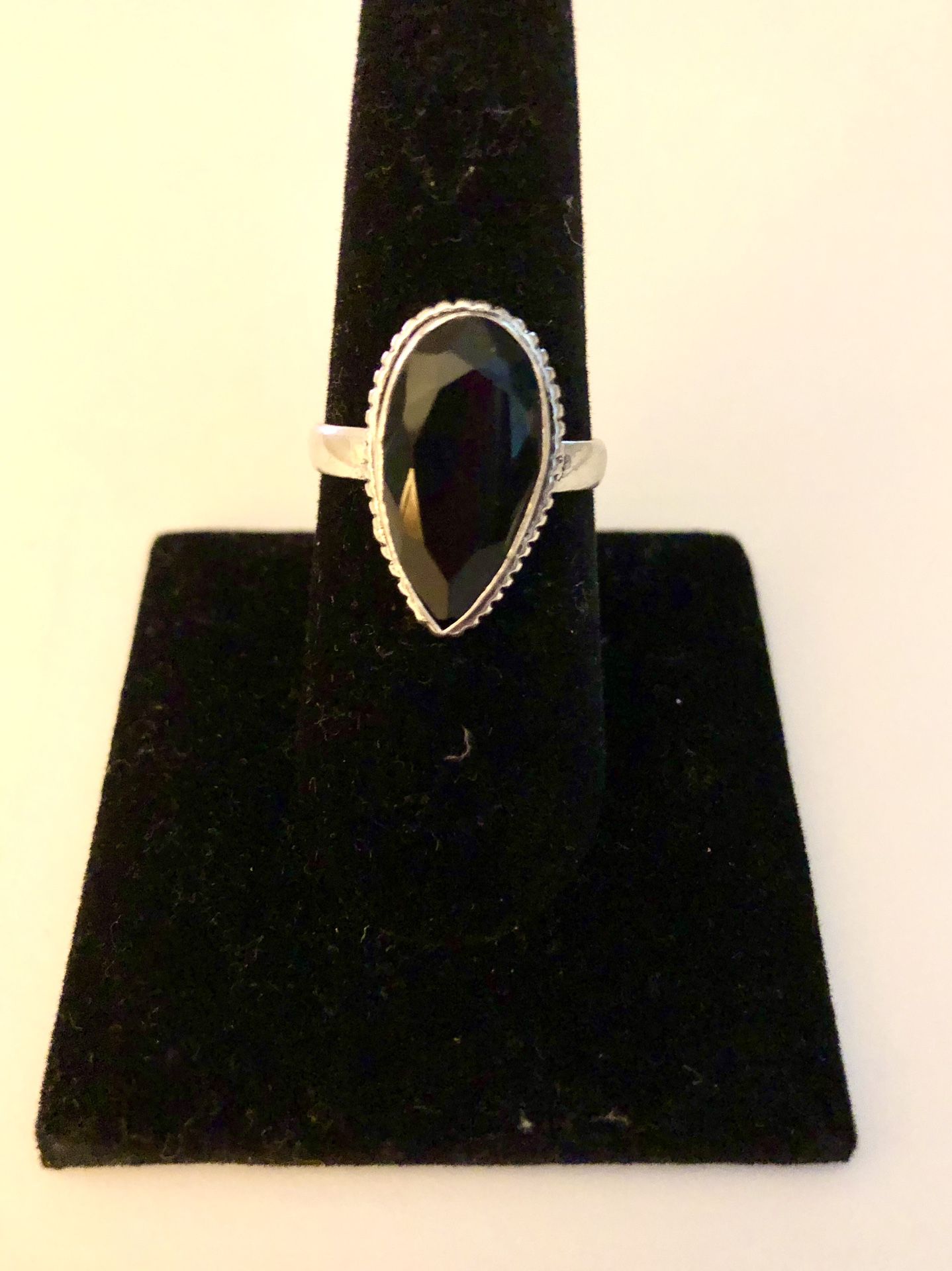 925 silver and onyx stone ring