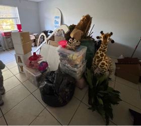 Large Party Decor Business Liquidation – Balloons, Arches, Stands, Trays & More!