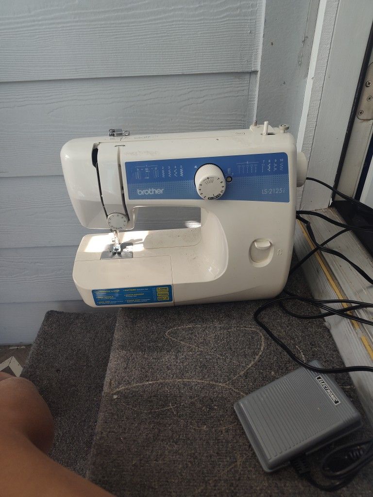 Brother Sewing Machine Off White