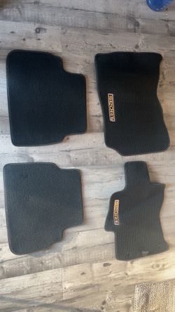 Subaru crosstalk sport carpet floor mats