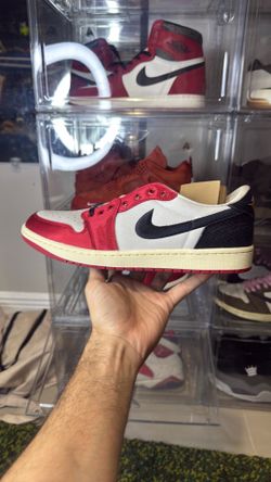 trophy rooms Jordan 1 trophy room