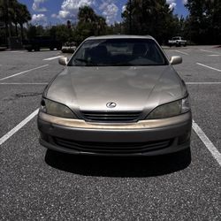 2000 Lexus ES 300