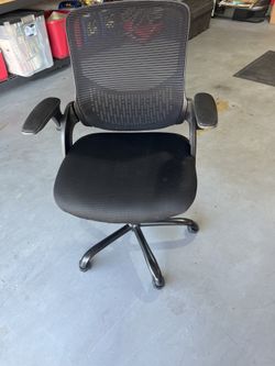 Adjustable Black Office Chair