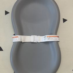 Keekaroo Peanut Changer - Grey
