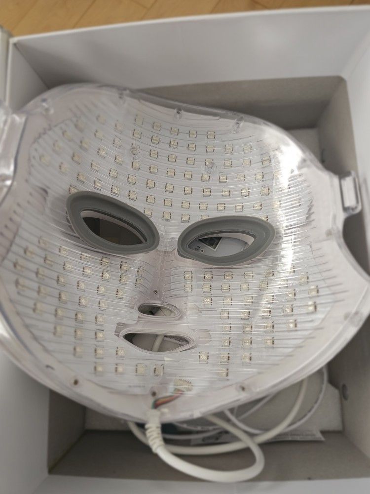 Newkey LED Face Mask With 7 Light Modes