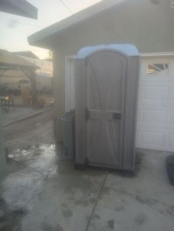 Portable restroom