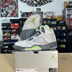 AIR JORDAN 5 RETRO “GREEN BEAN” SIZE 7.5