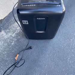 Paper Shredder 
