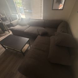 SECTIONAL SOFA FOR SALE – NEED GONE