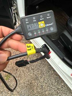 Pedal commander