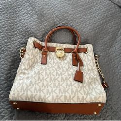 Michael Kors Hamilton Moderne Large Tote 