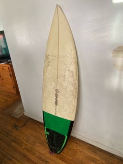 Shortboard surfboard