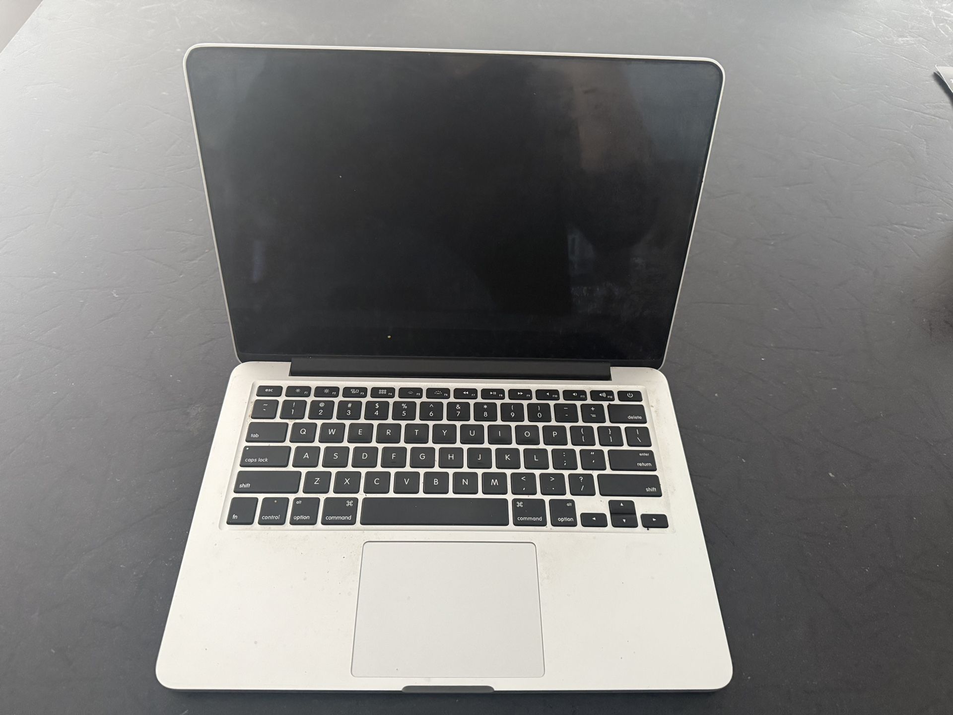 Apple Laptop