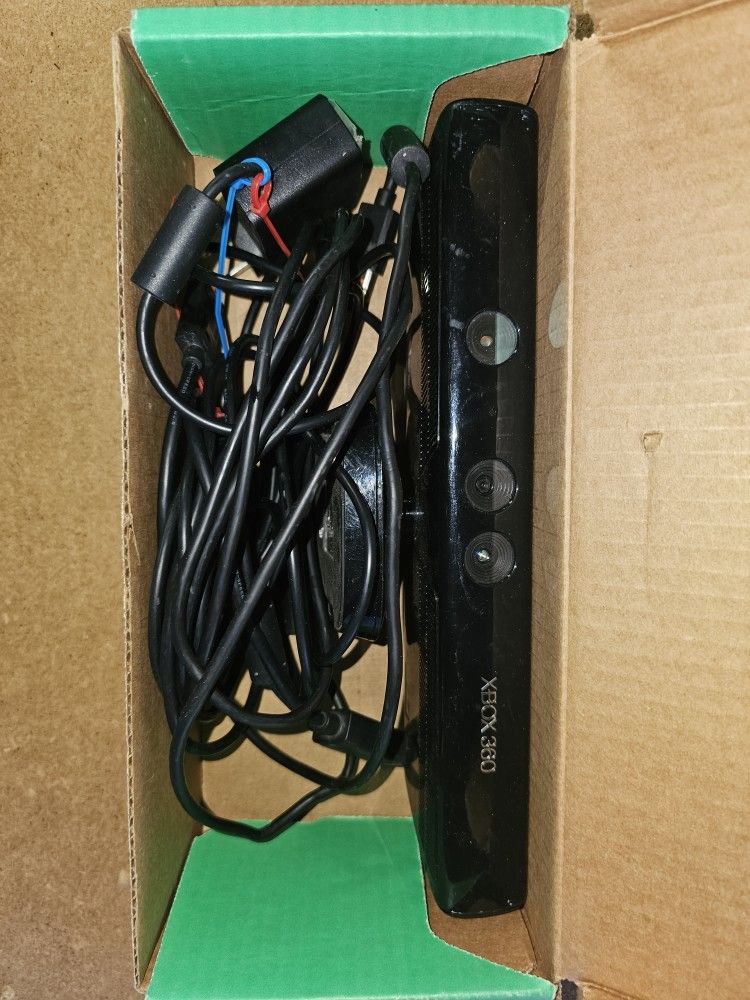 xbox 360 kinect sensor for Sale in Victorville, CA OfferUp