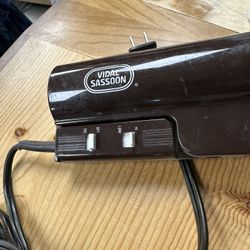 Vidal Sassoon Travel Hairdryer With Bag