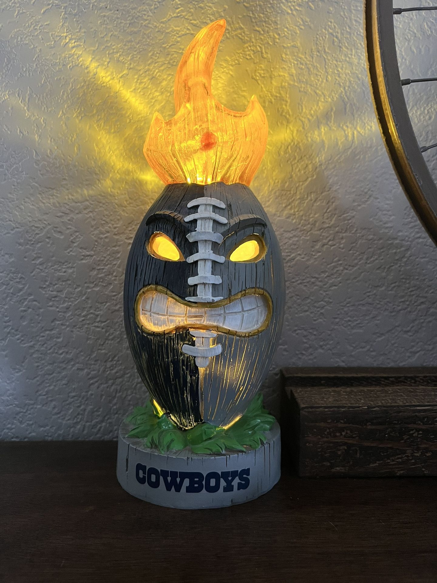 Battery Operated Dallas Cowboys Tiki Torch Statue 