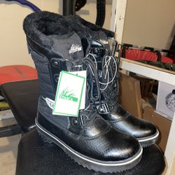 Women’s Winter Boots Sz 10