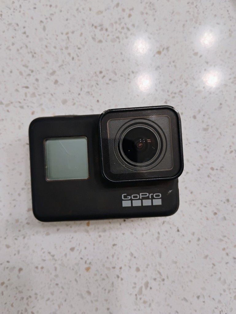 GoPro Hero 7 Action Camera Excellent Condition