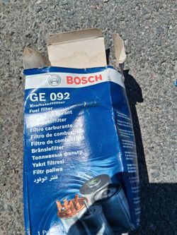 (R107) SL Brake Pads & Fuel Filter Merc-Benz