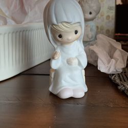 Precious Moments Statue