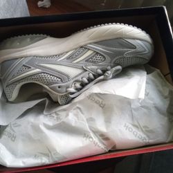 Reebok Shoes Men's Size 8