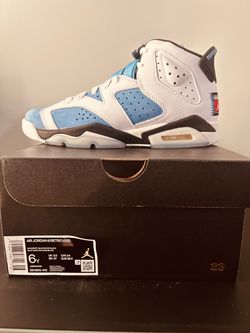 Never Worn Shoes!! NEW