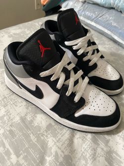 Boys Jordan’s shoes