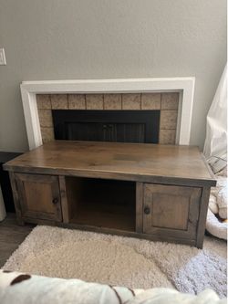 Living Spaces Coffee Table